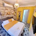 Hotel Lamur *