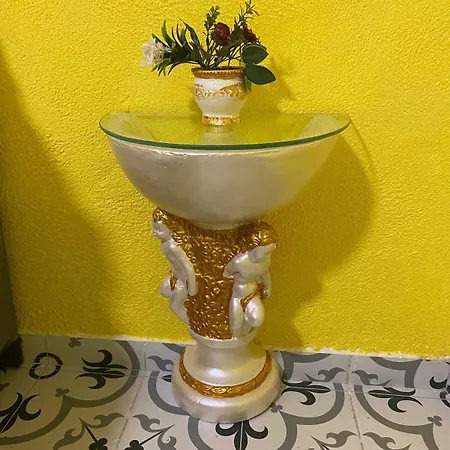 호텔 Lamur 알라카티