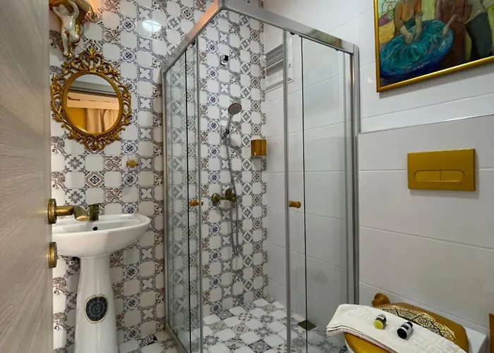 Lamur Алачати